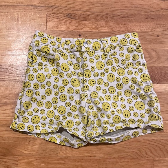 ⚡️FLASH SALE⚡️Vintage 90’s Delia’s Smily happy face waist shorts size small - Picture 1 of 5